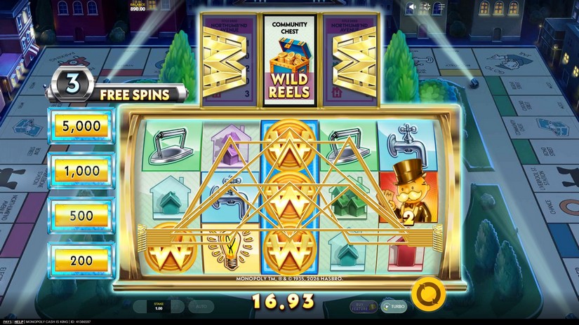 Monopoly Cash is King slot screen 5
