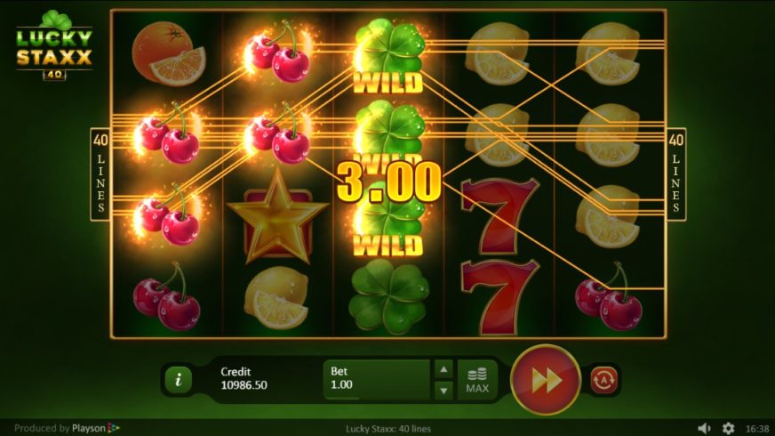 Lucky Staxx 40 lines slot screen 3