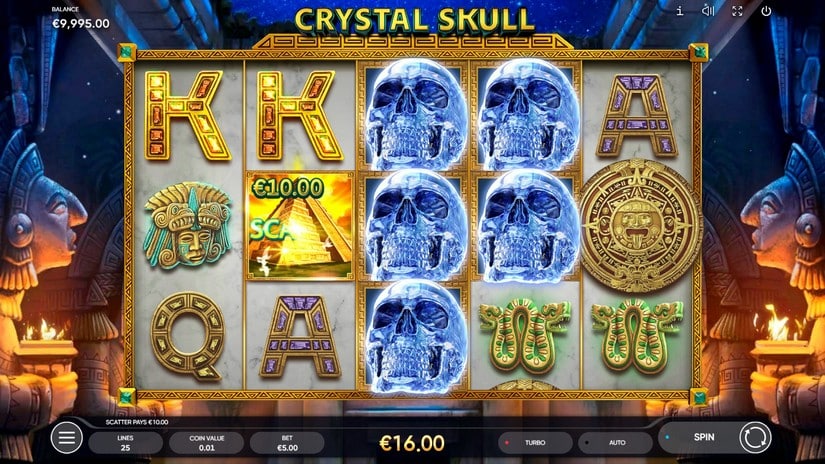 Crystal Skull slot screen 2