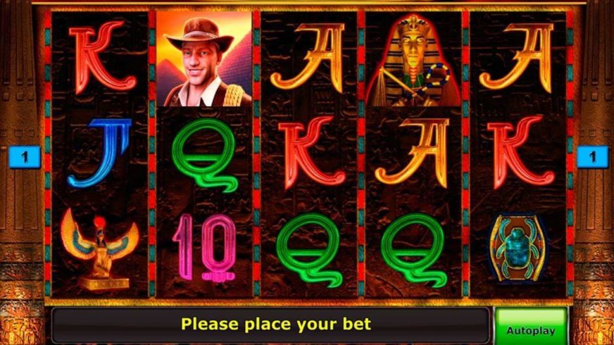 Book of Ra Deluxe slot screen 1
