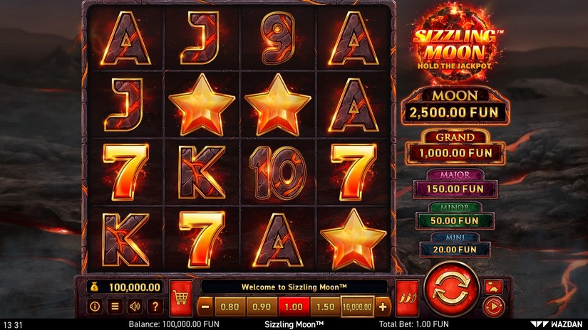 Sizzling Moon™ slot screen 1