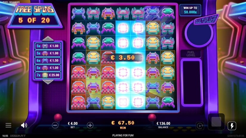 Pixel Invaders slot screen 5