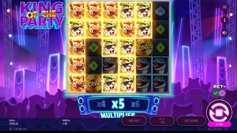 King of the Party slot screen 4