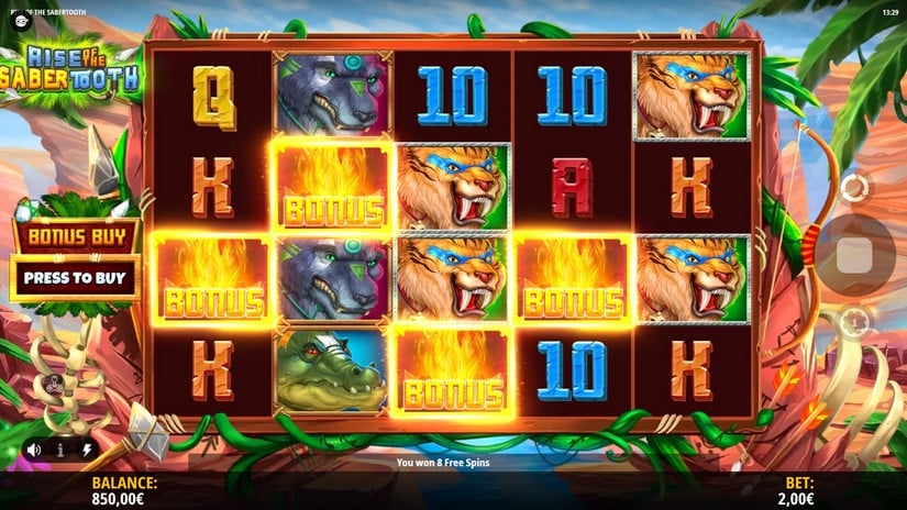 Rise of the Sabertooth slot screen 2