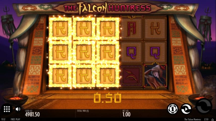 The Falcon Huntress slot screen 3