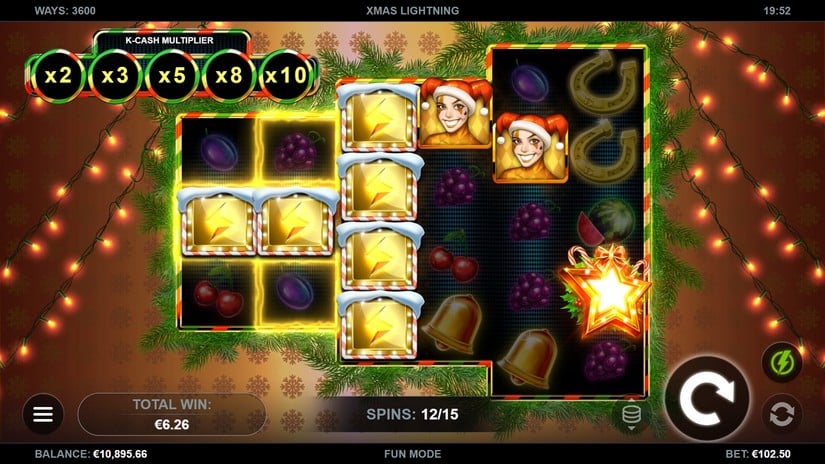Xmas Lightning slot screen 4