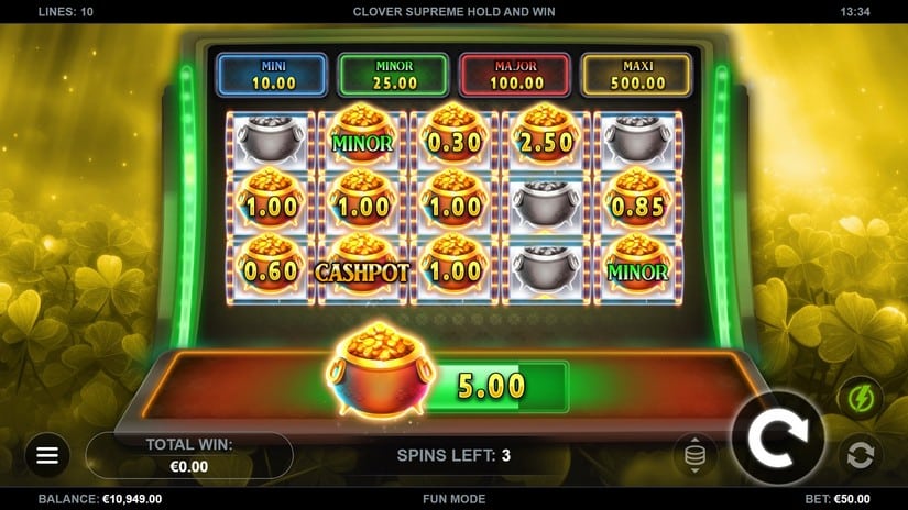 Clover Supreme Hold and Win slot screen 5