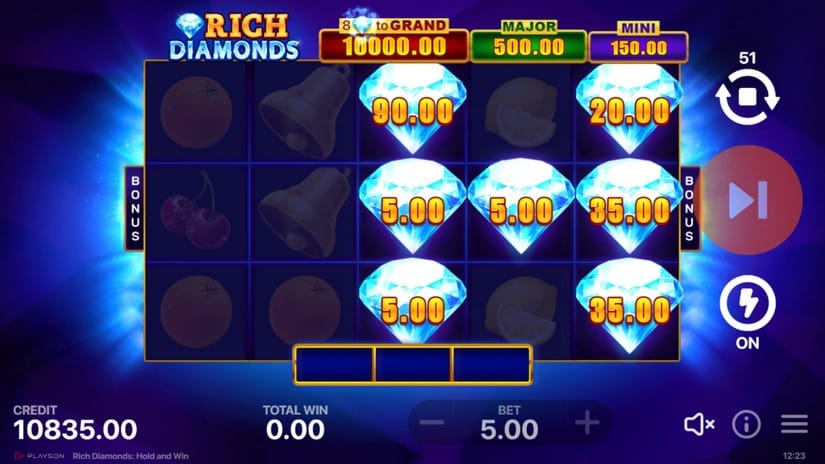 Rich Diamonds: Hold and Win slot screen 5