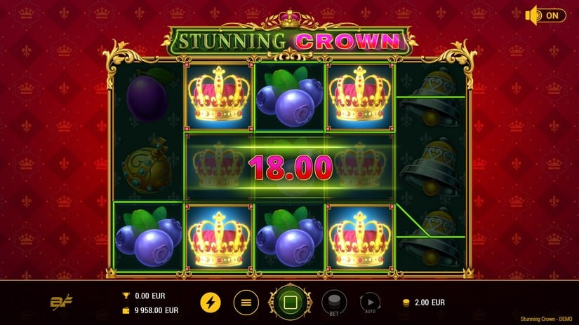 Stunning Crown slot screen 3