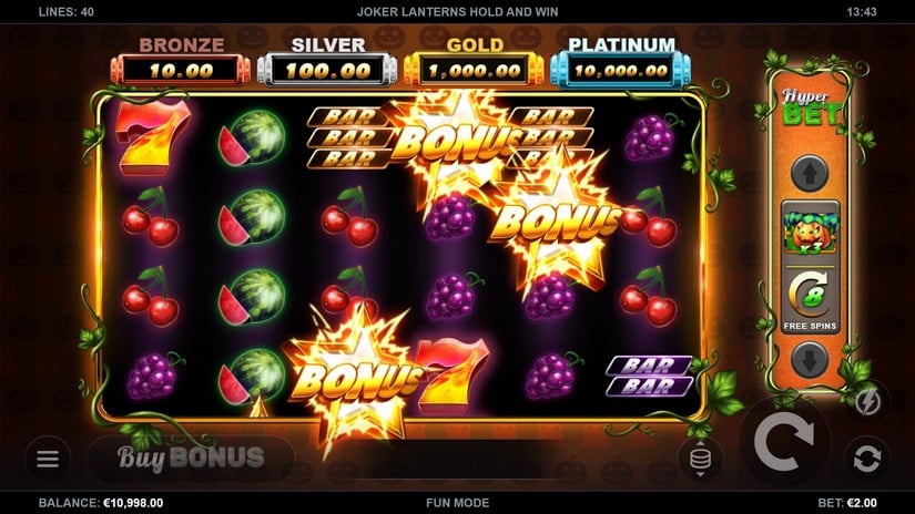 Joker Lanterns Hold and Win slot screen 2