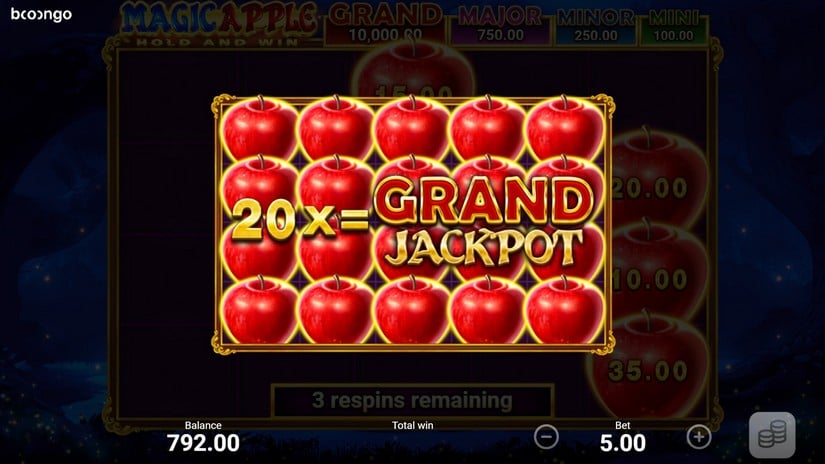 Magic Apple Hold and Win slot screen 4