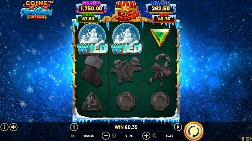 Coins of Christmas – Hold & Win slot screen 3