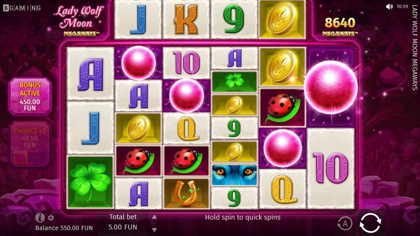 Lady Wolf Moon Megaways slot screen 2