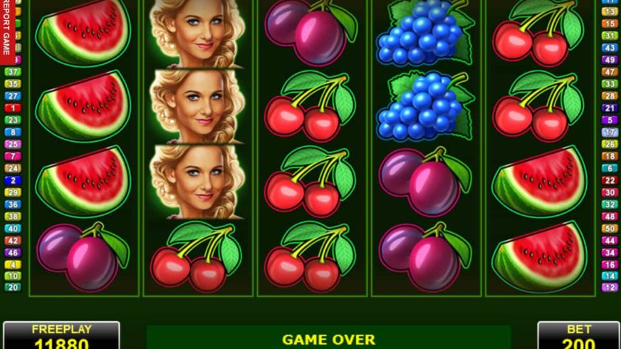 Fortunas Fruits slot screen 1