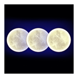 Scatter of Full Moon Romance Slot