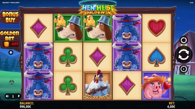 Hen Heist: Hold & Win slot screen 1