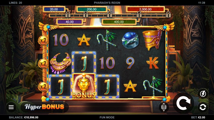 Pharaoh’s Reign slot screen 2