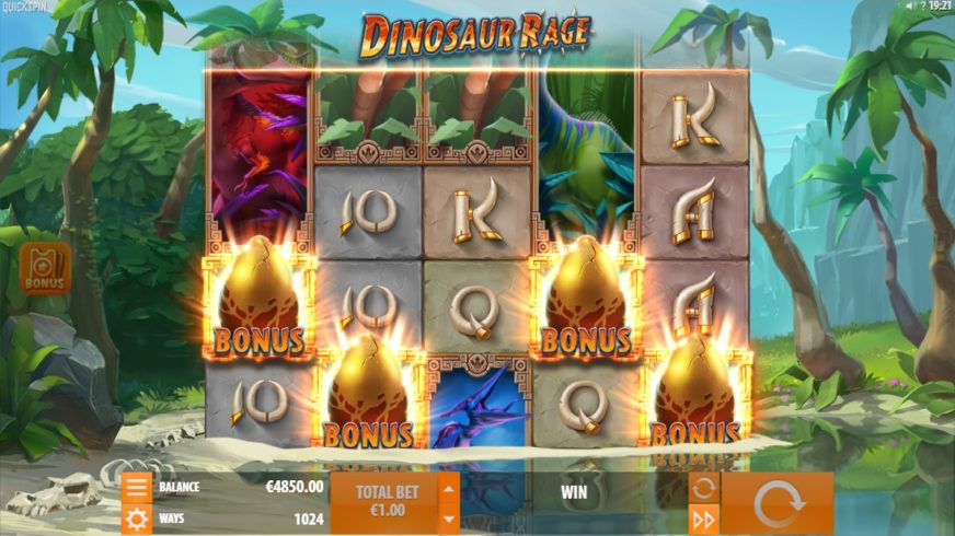Dinosaur Rage slot screen 2