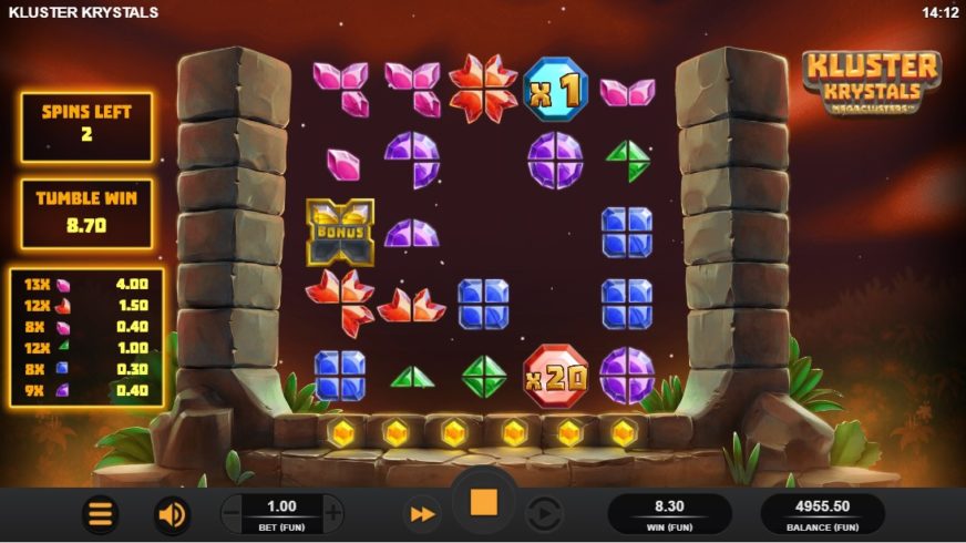 Kluster Krystals Megaclusters slot screen 3