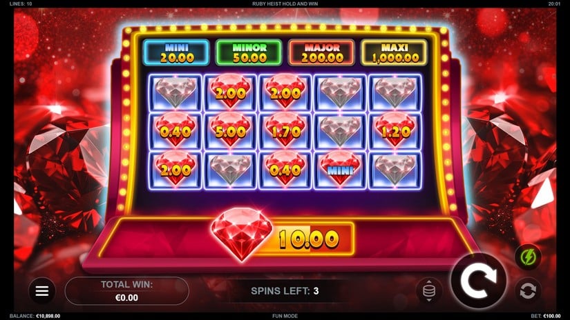 Ruby Heist Hold and Win slot screen 3
