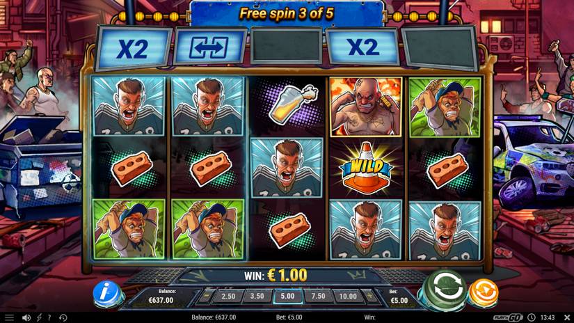 Hooligan Hustle slot screen 4