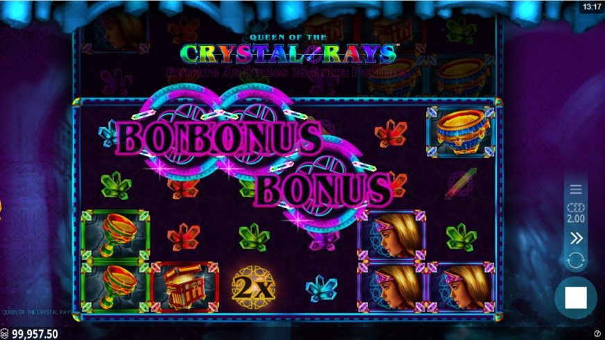 Queen of the Crystal Rays slot screen 5