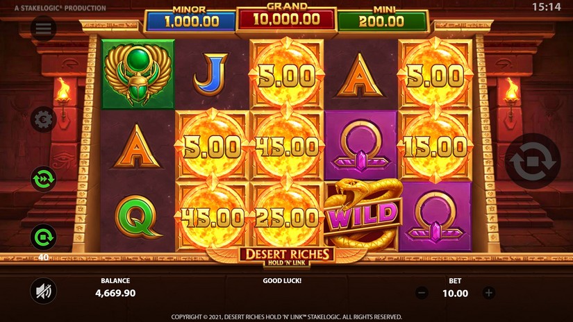 Desert Riches slot screen 3