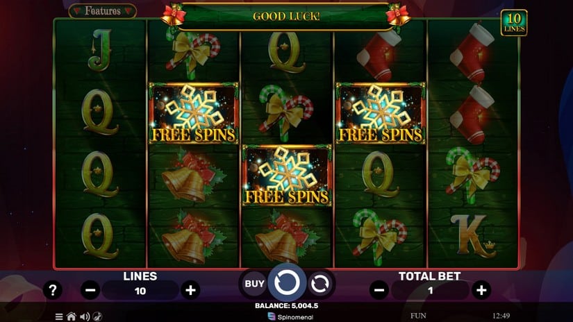 Wild Santa 2 slot screen 3