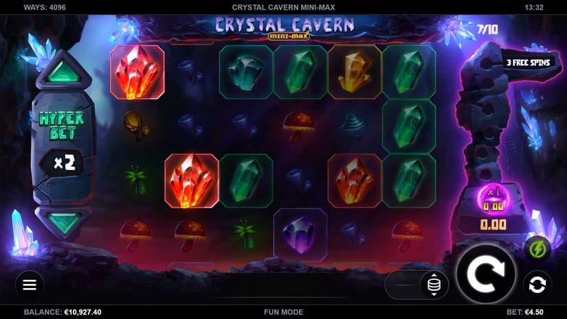Crystal Cavern Mini-Max slot screen 2