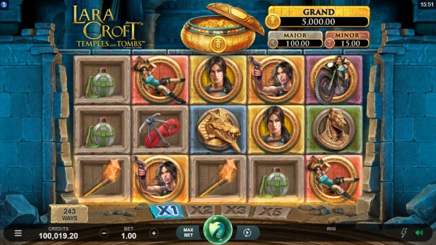 Lara Croft Temples and Tombs slot screen 1