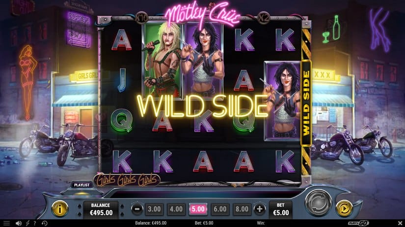Mötley Crüe slot screen 2