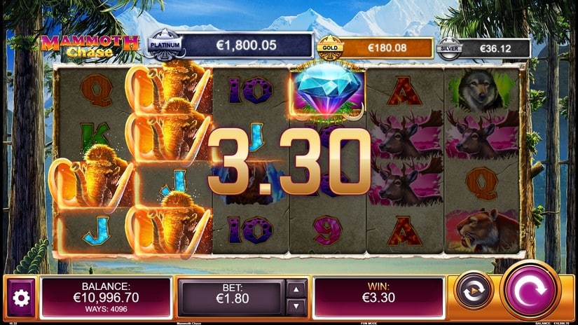 Mammoth Chase slot screen 2