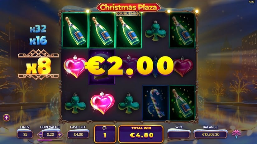 Christmas Plaza DoubleMax slot screen 6