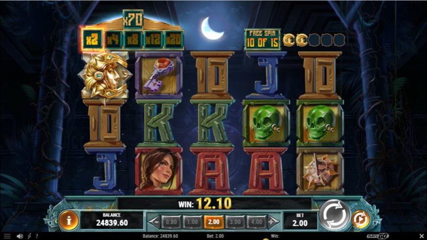 Cat Wilde in the Eclipse of the Sun God slot screen 4