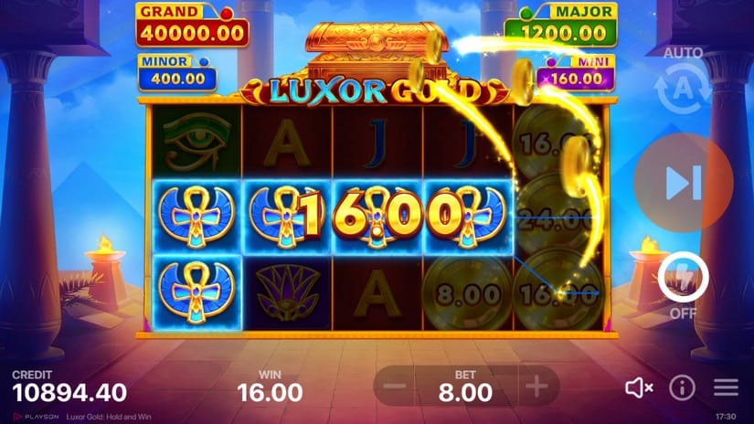 Luxor Gold: Hold and Win slot screen 2