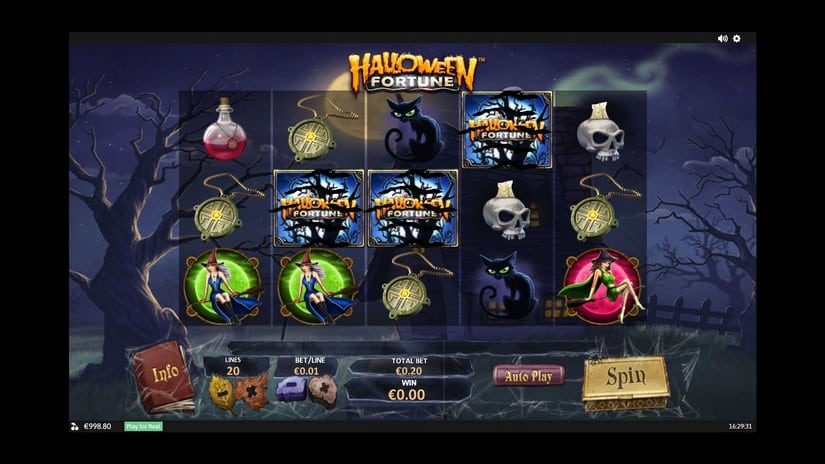 Halloween Fortune slot screen 1