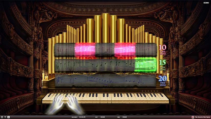 The Secret of the Opera slot screen 6