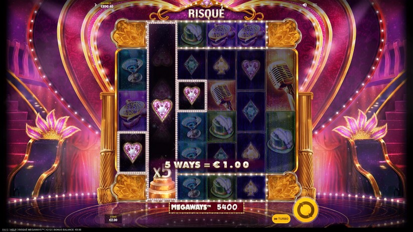 Risqué Megaways slot screen 5