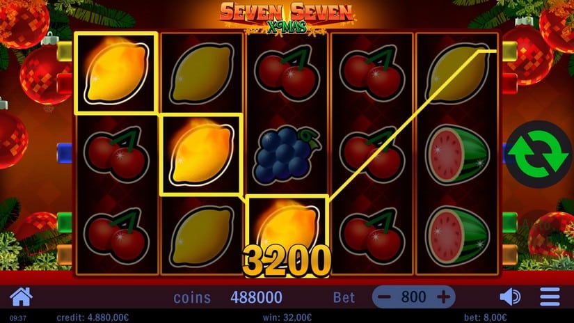 Seven Seven Xmas slot screen 3