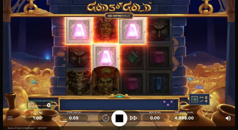 Gods of Gold Infinireels slot screen 4