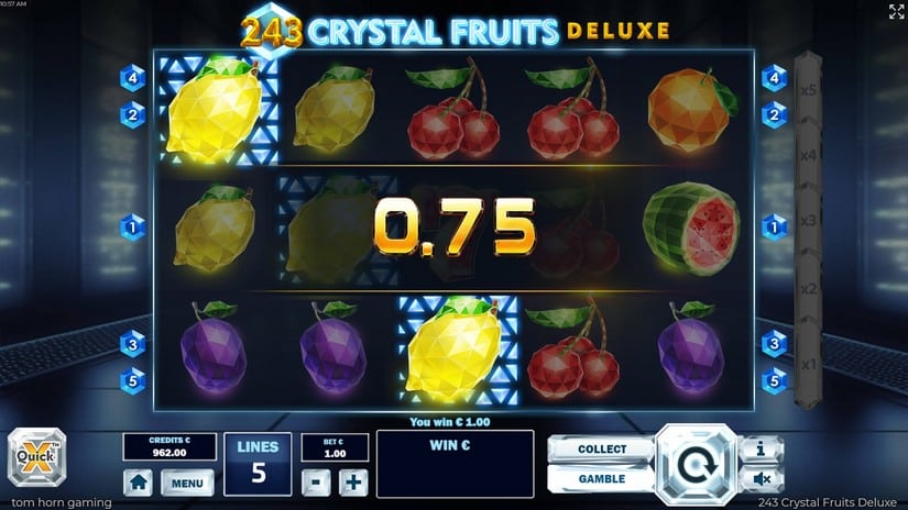 243 Crystal Fruits Deluxe slot screen 2