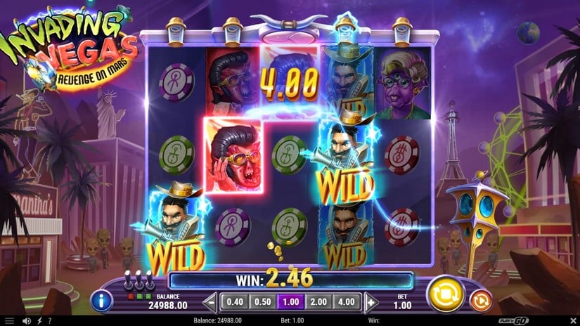 Invading Vegas Revenge on Mars slot screen 2