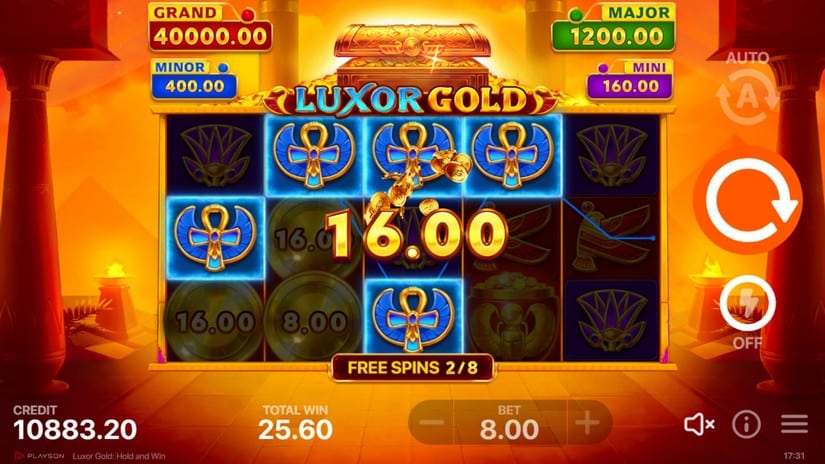 Luxor Gold: Hold and Win slot screen 5