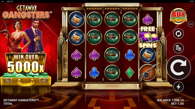Getaway Gangsters slot screen 1