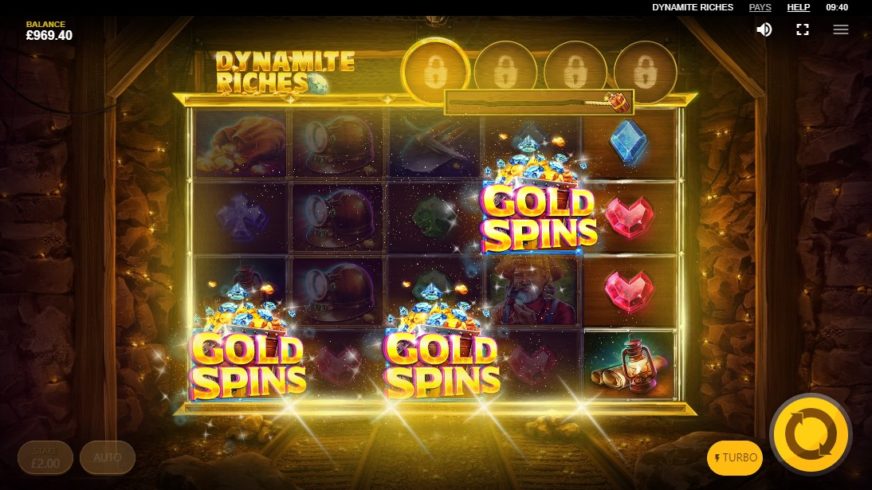 Dynamite Riches slot screen 3