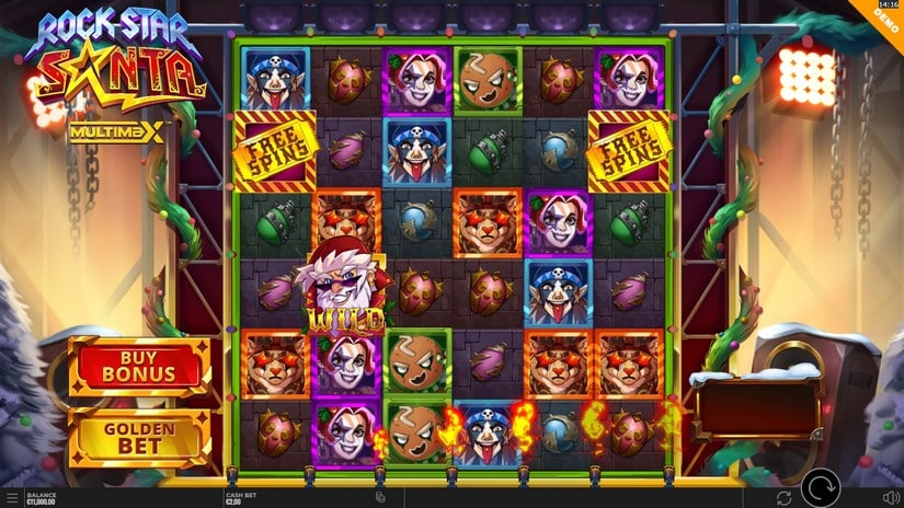 Rock Star Santa MultiMax slot screen 1