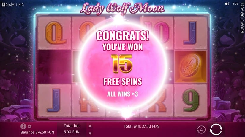 Lady Wolf Moon slot screen 5