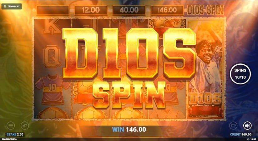 D10S Maradona slot screen 7