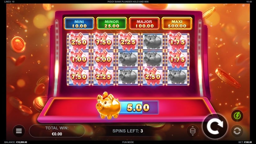 Piggy Bank Plunder Hold and Win slot screen 3