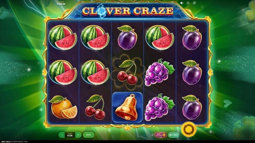 Clover Craze slot screen 1